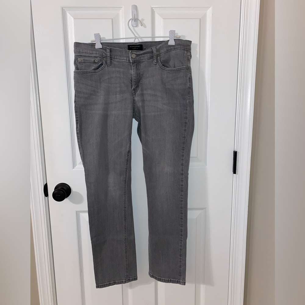 Gray Banana Republic Girlfriend Jeans Size 30/10.
